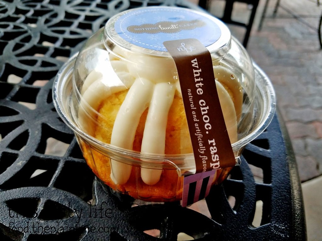 nothing-bundt-cakes-bundlet