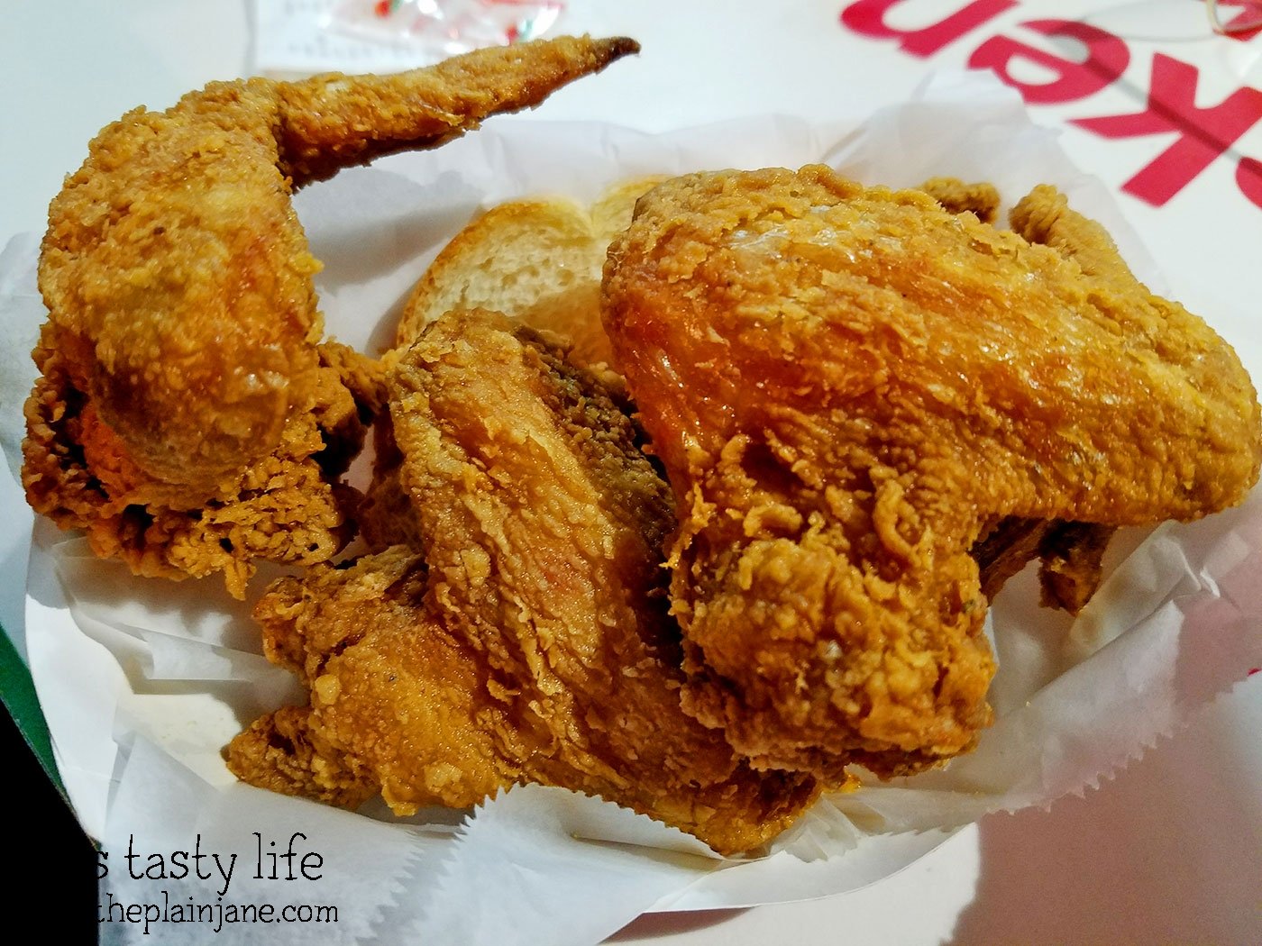 Magnolia Bakery + Harold’s Chicken in Chicago