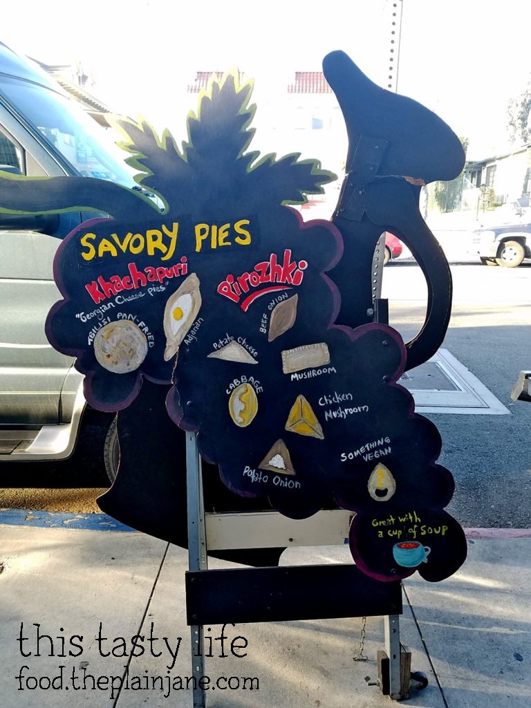 Kafe Sobaka Restoran Pomegranate - San Diego, CA