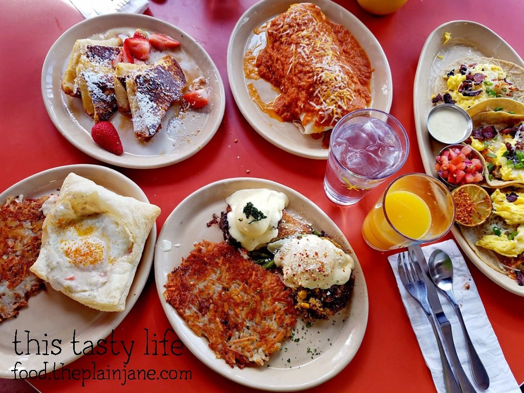 Breakfast at Snooze AM Eatery in La Jolla, CA