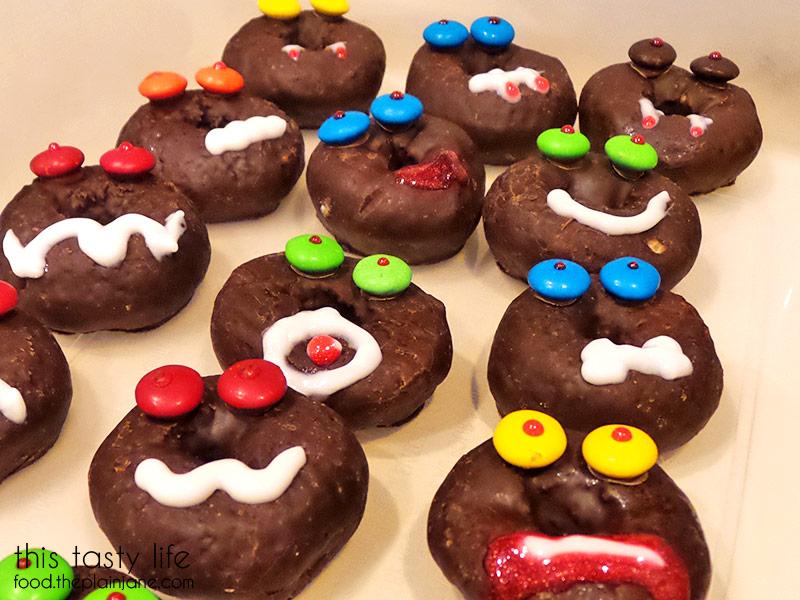 mini monster donuts + halloween