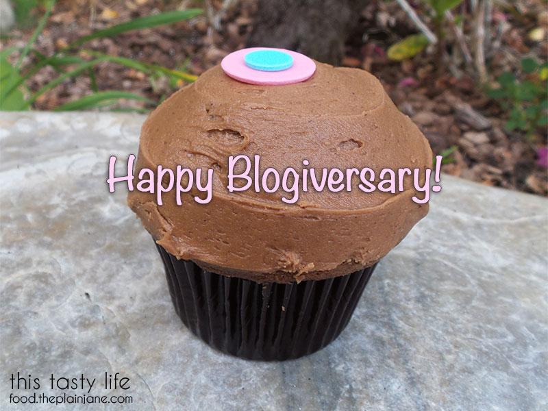 happy blogiversary!