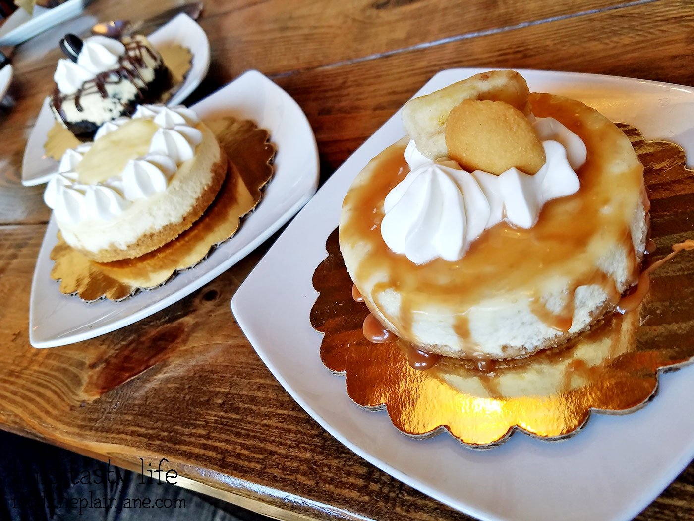 Pizza + Faye’s Desserts at Privateer Marketplace in Oceanside, CA